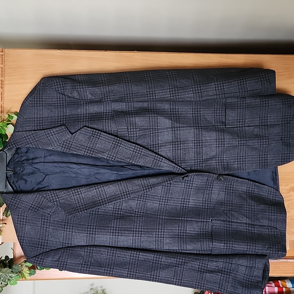 Boss Hugo Boss Charcoal Plaid 2 Button Checkered Blazer Mens 40R Front Pockets